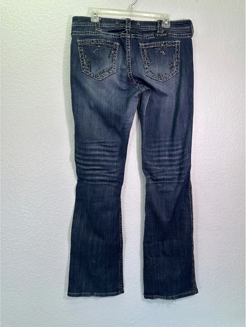 Women’s Sz 32 Cowgirl Tuff Co Jeans Bling Whiskering Bootcut Contrast Stitch